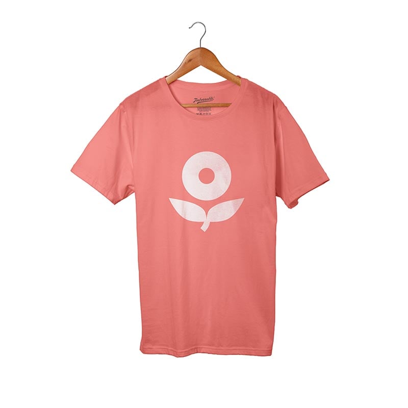 Camiseta estampada con el logo de un proyecto de Donuts Veganos